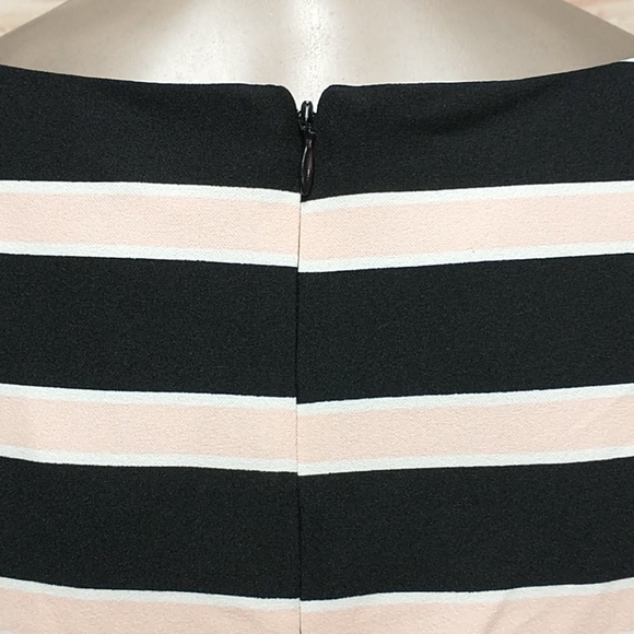 Roz & Ali Stripped A Line Back tie Dress Size 14P - Picture 6 of 11